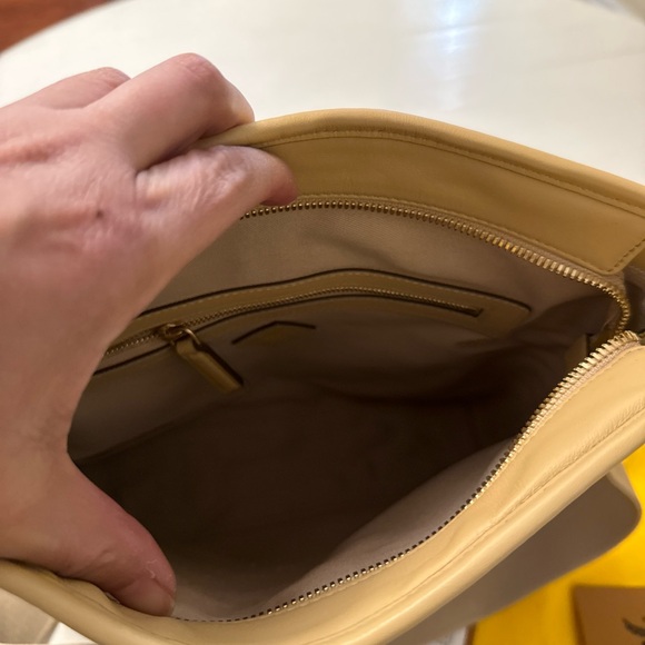 MCM Women's Aren Monogram Messenger Bag Purse Shoulder Bag New retail 730.00 - Picture 13 of 15